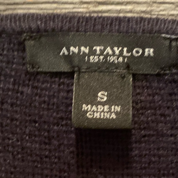 Ann Taylor Sweater - Picture 2 of 3